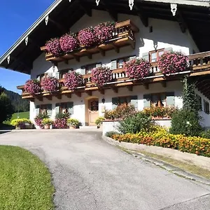 Am Hof In Apartment